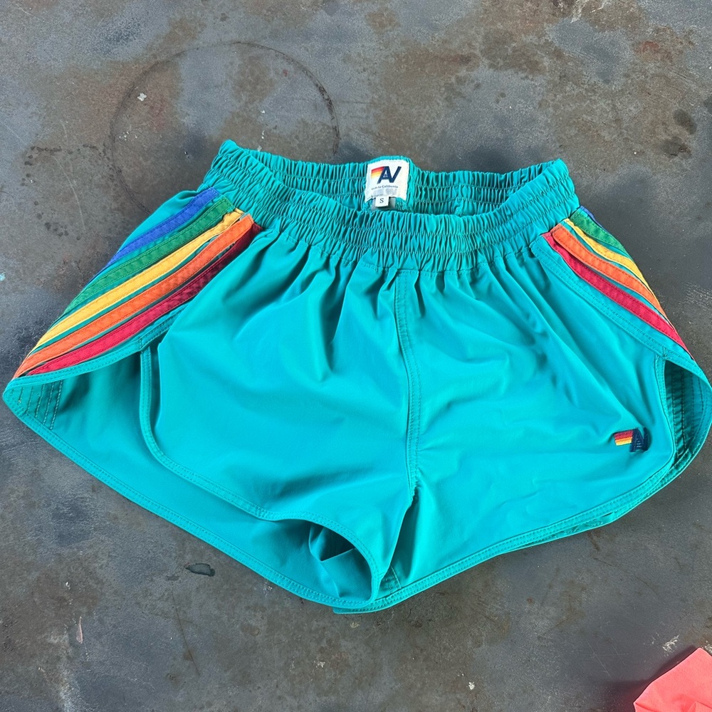 AVIATOR NATION WOMEN'S 5 STRIPE FLEX BOARD SHORTS- size small